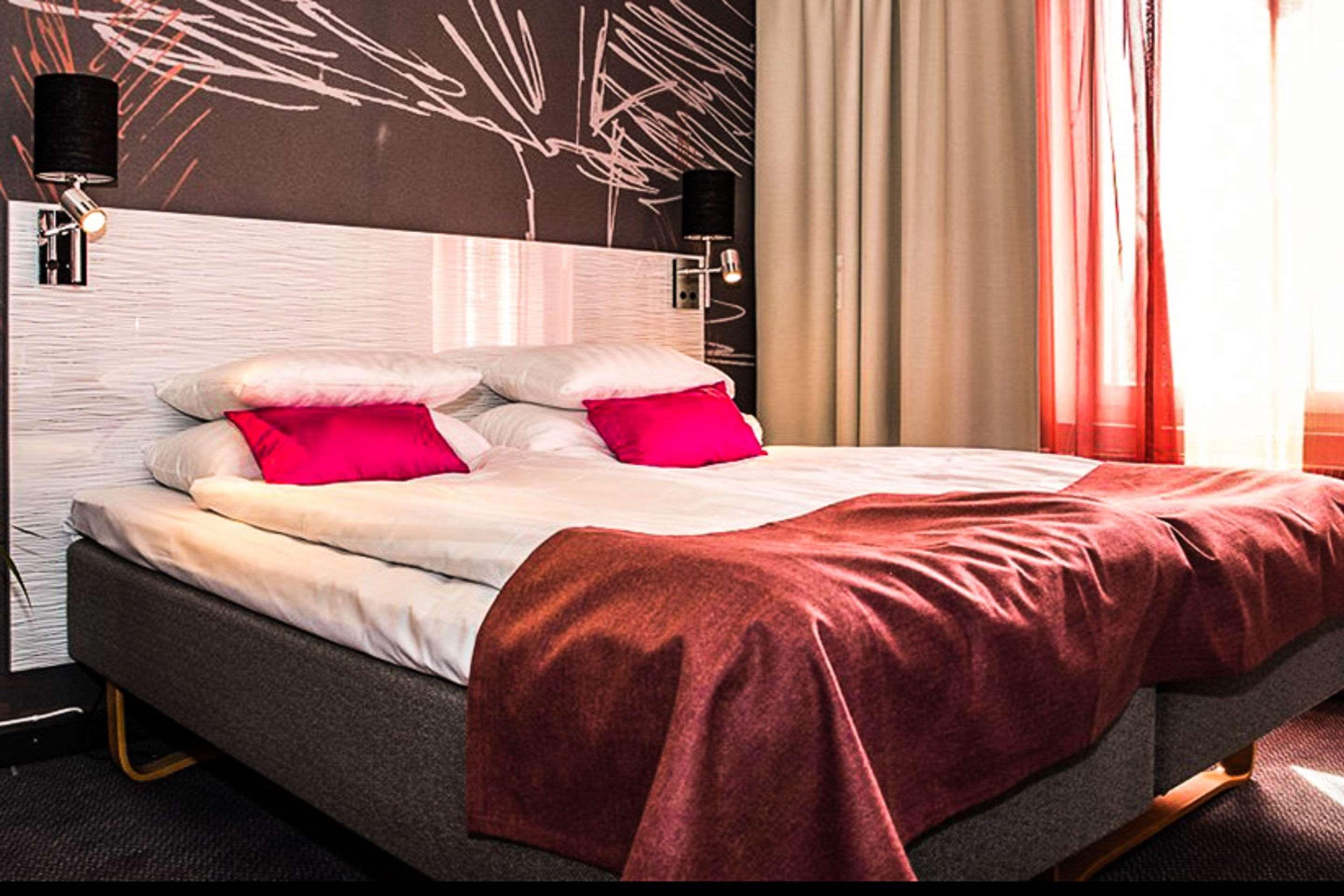 Quality Hotel Park Soedertaelje City Kültér fotó
